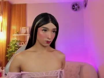 Chaturbate Live Porn of dara_petite_
