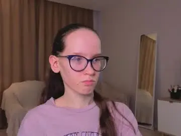 Chaturbate Free Porn Cam of lynettebails