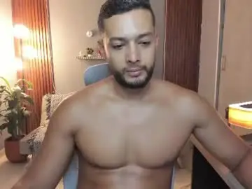 Chaturbate Free Porn Cam of j_calix