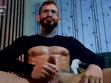 Chaturbate Sex Cam of simon_rz