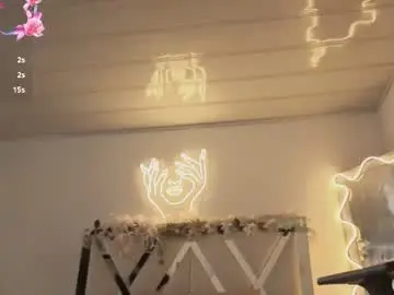 Chaturbate Watch Live Sex Cams of zury_tay