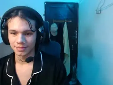 Chaturbate Free Porn Cam of andy_dan1