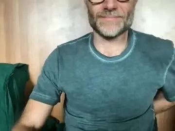Chaturbate Live Sex of saint009