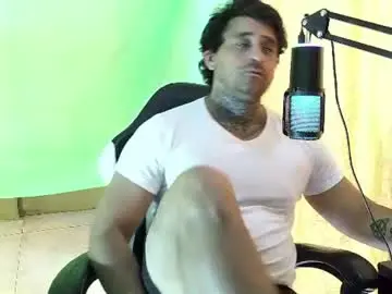 Chaturbate Nude Webcam of aronmiller404