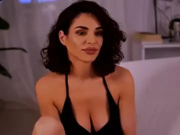 Chaturbate Live Sex Cam of curvedlizzie