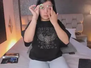 Chaturbate Watch Live Sex Cams of ah_mara