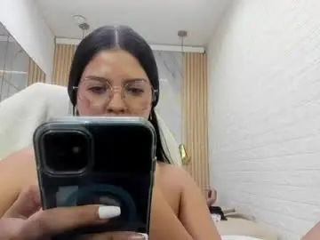 Chaturbate Nude Webcam of vanessa_f