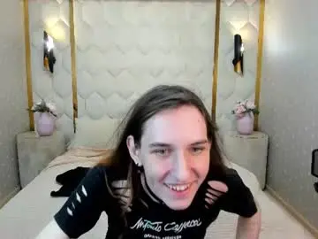 Chaturbate Live Sex Cam of chrisybev