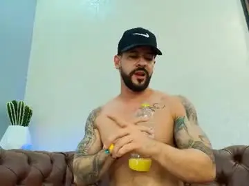 Chaturbate Adult Video Chat of petesevans_1