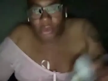 Chaturbate Private Sex Chat of sissyblkgoddess858860