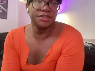 Chaturbate Adult Video Chat of sissyblkgoddess858860