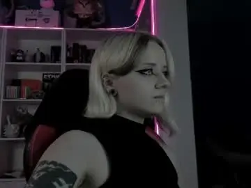 Chaturbate Live Porn of holy_mistresss