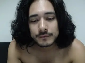 Chaturbate Live Sex Cam of romanphoenix