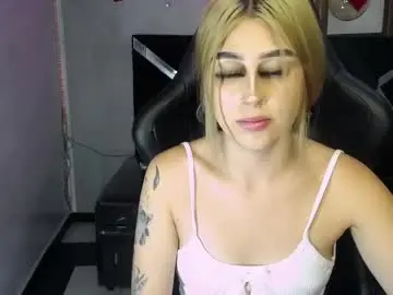 Chaturbate Live Sex Cam of scarlet_queen_v