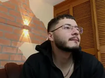 Chaturbate Sex Cam of brandon__01