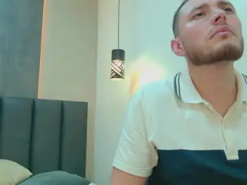 Chaturbate Live Porn of luna_and_jackson_