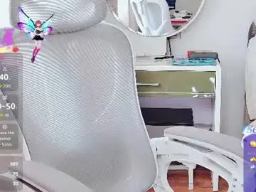 Chaturbate Live Porn of baomi2025