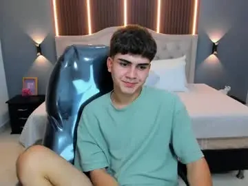 Chaturbate Adult Webcam of tommy18__