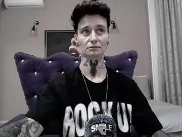 Chaturbate Free Porn Cam of kennyvibe