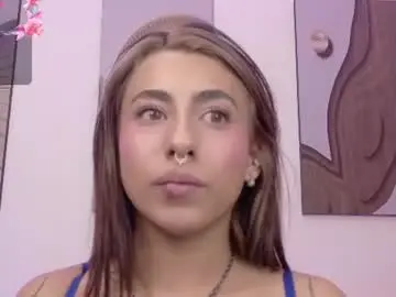Chaturbate Live Sex Cam of lily_cooper1