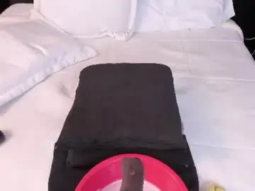 Chaturbate Live Sex of miiaamonroee