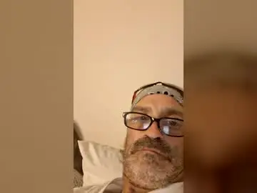 Chaturbate Free Porn Cam of mjosephpelkey