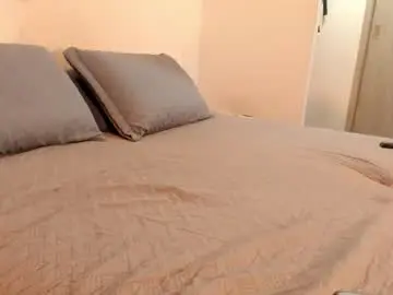 Chaturbate Live Sex Cam of barbiieroberts