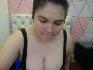 Chaturbate Nude Webcam of katalina_santana25