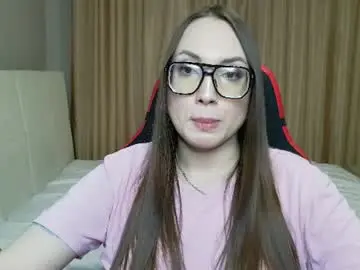 Chaturbate Live Porn of carolineglow_