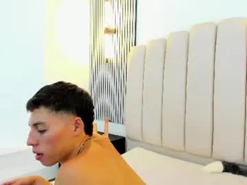 Chaturbate Sex Cam of kenny_hank