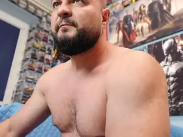 Chaturbate Sex Cam of muscular_bear
