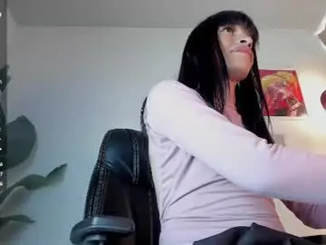 Chaturbate Best live sex cam show of gia_demiee