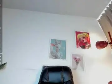 Chaturbate Adult Video Chat of gia_demiee