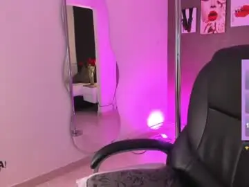 Chaturbate Free Porn Cam of leslyevans1