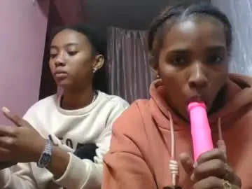 Chaturbate Live Porn of orianie064