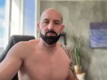 Chaturbate Free Porn Cam of tommyx01