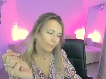 Chaturbate Live Sex Cam of nicolehits