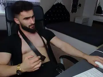 Chaturbate Live Sex Cam of micahlane