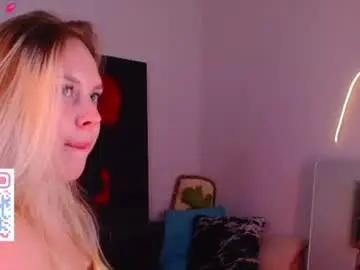 Chaturbate Live Sex Cam of bellajonesk