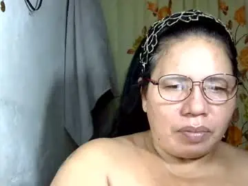 Chaturbate Adult Webcams of hottycrissy4u