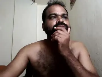 Chaturbate Nude Webcam of indianhairyguy23