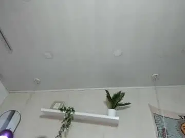 Chaturbate Live Sex of solo_brattdoll
