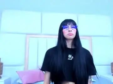 Chaturbate Nude Webcam of laylaadoll_