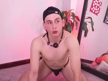 Chaturbate Live Sex Cam of mathew_conelly