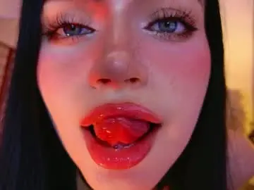 Chaturbate Live Sex Cam of dark_diva