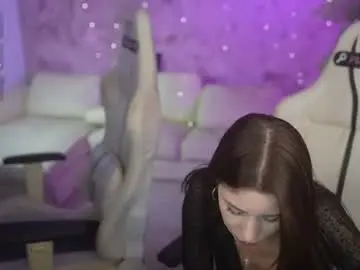 Chaturbate Nude Webcam of bright_diamonds_054