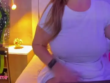 Chaturbate Live Sex of gisela27