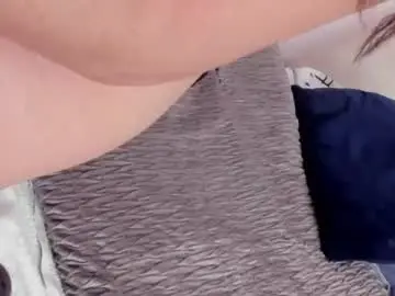 Chaturbate Watch Live Sex Cams of halie728