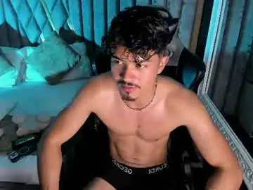 Chaturbate Watch Live Sex Cams of nicolaikarav