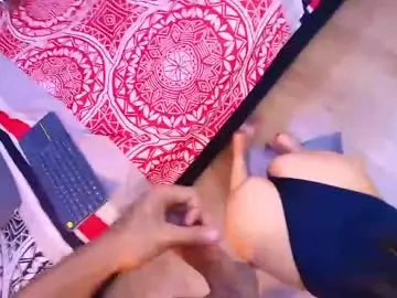 Chaturbate Adult Video Chat of yayi_and_derek
